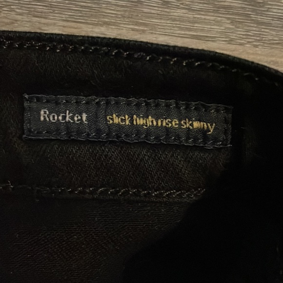 Citizens of humanity high wasted stretchy jeans - Picture 3 of 7